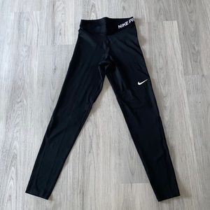 Nike Pro leggings